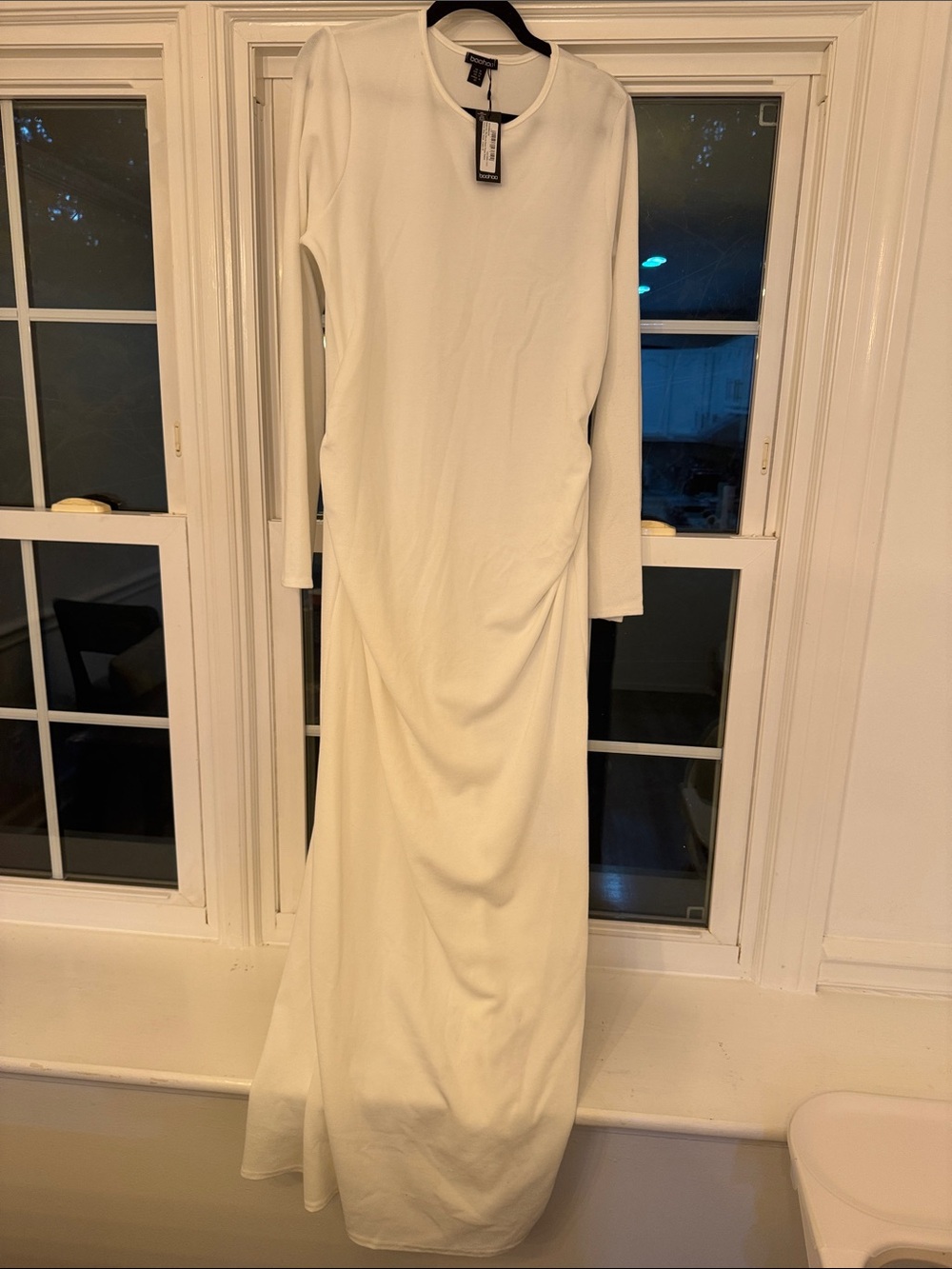 Boohoo White Long Sleeve Maxi Dress
